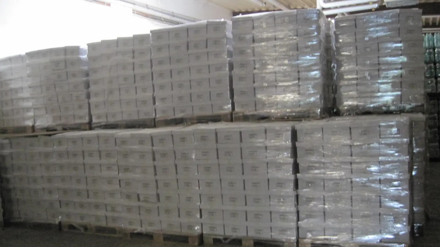 n.s.k. - Weinlogistik-Lagerung